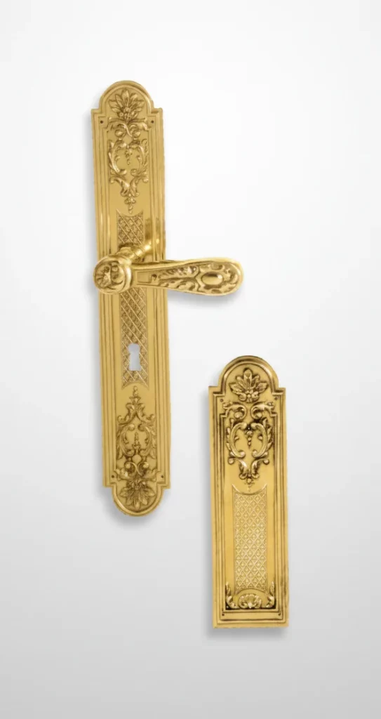 Poignée de porte de style Louis XIV